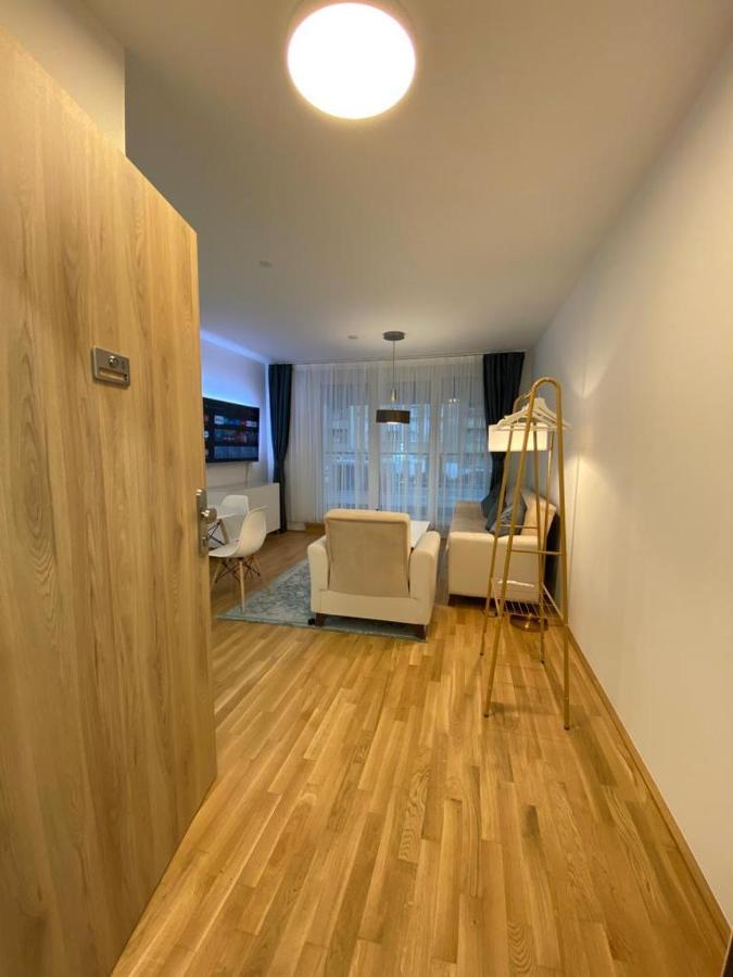 Feelhome Vienna, Subway U1 Kagran/Donauzentrum Ngoại thất bức ảnh